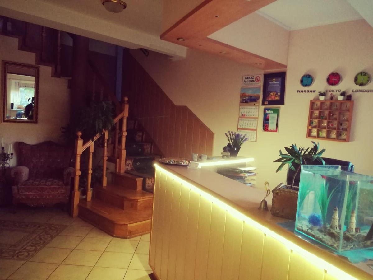 Willa Karis Warszawa Exteriör bild